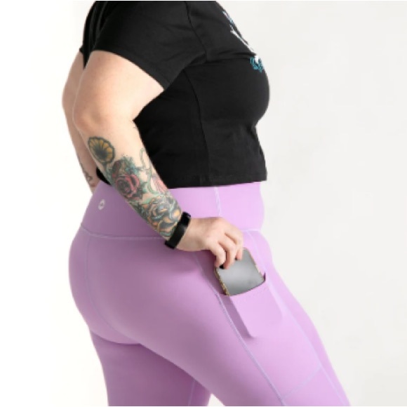 Wodbottom Lavendar Capris - Picture 2 of 3